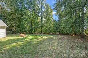 390 Robinson Rd, Mooresville, NC 28117 - Photo 33