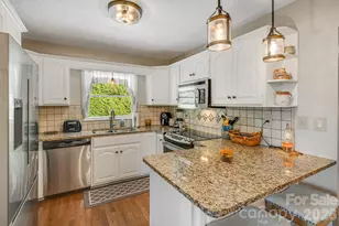 422 S Turkey Creek Rd, Leicester, NC 28748 - Photo 17