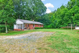 4247 Miami Church Rd, Concord, NC 28025 - Photo 5