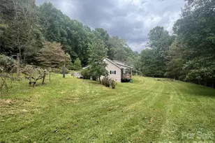 201 S Face Ln, Burnsville, NC 28714 - Photo 23