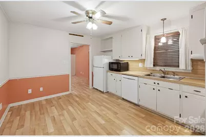 1536 Nottingham Drive, Newton, NC 28658 - Photo 15