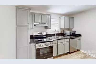 525 Olmsted Park Place #M, Charlotte, NC 28203 - Photo 15