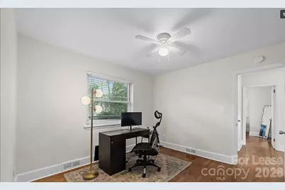 5212 Pine Drive, Charlotte, NC 28269 - Photo 7