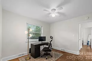 5212 Pine Dr, Charlotte, NC 28269 - Photo 7