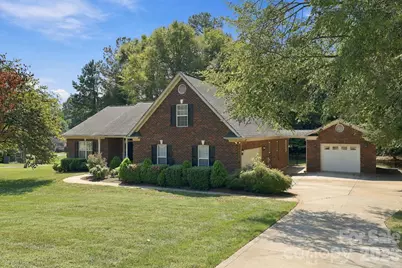5911 Sugarcane Court, Mint Hill, NC 28227 - Photo 3