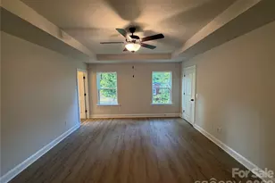552 Carolyn Ln, Charlotte, NC 28213 - Photo 17