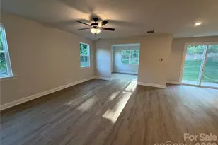 552 Carolyn Ln, Charlotte, NC 28213 - Photo 41