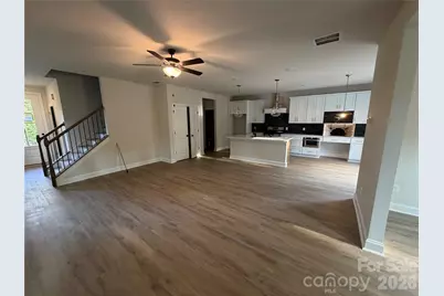 552 Carolyn Lane, Charlotte, NC 28213 - Photo 9