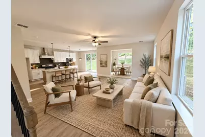 552 Carolyn Lane, Charlotte, NC 28213 - Photo 5