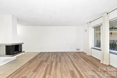 3010 Crosby Road #224, Charlotte, NC 28211 - Photo 5