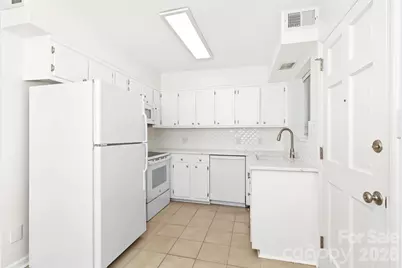 3010 Crosby Road #224, Charlotte, NC 28211 - Photo 7