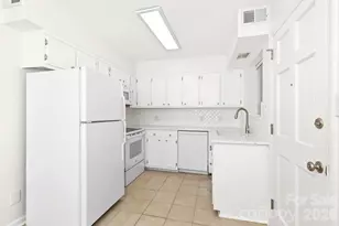3010 Crosby Rd, Charlotte, NC 28211 - Photo 7