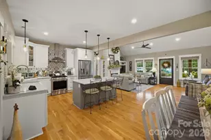 124 Beechmont Dr, Morganton, NC 28655 - Photo 5