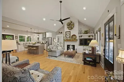 124 Beechmont Drive, Morganton, NC 28655 - Photo 3