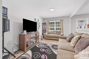 5413 Esther Ln, Charlotte, NC 28214 - Photo 5