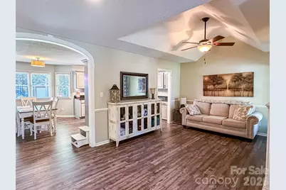 1740 29th Avenue Place NE, Hickory, NC 28601 - Photo 9