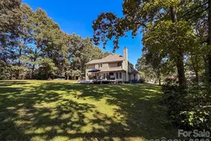 1740 29th Ave Pl NE, Hickory, NC 28601 - Photo 3