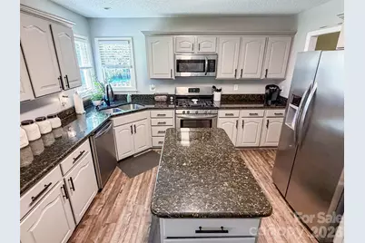 1740 29th Avenue Place NE, Hickory, NC 28601 - Photo 15