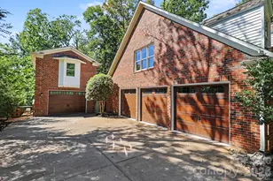 4320 Town and Country Dr, Charlotte, NC 28226 - Photo 3