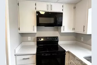 916 W 5th Avenue #C, Lexington, NC 27292 - Photo 9