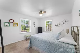 19 Wilburn Rd, Asheville, NC 28806 - Photo 15