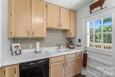 19 Wilburn Road, Asheville, NC 28806 - Photo 9