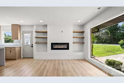 3320 Winterfield Place, Charlotte, NC 28205 - Photo 7