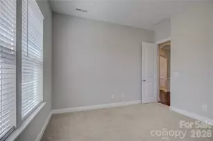 10025 St Kitts Landing Ln, Charlotte, NC 28278 - Photo 9