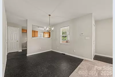 619 Pennsylvania Avenue, Charlotte, NC 28216 - Photo 5