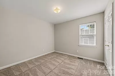 619 Pennsylvania Avenue, Charlotte, NC 28216 - Photo 13