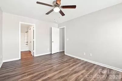 5731 Laborde Avenue, Charlotte, NC 28269 - Photo 9