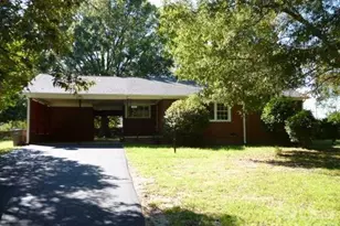 1802 Pennsylvania Ave, Kannapolis, NC 28083 - Photo 1