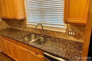 2909 Manor Rd, Charlotte, NC 28209 - Photo 13