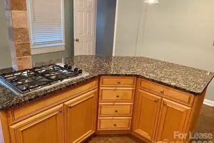 2909 Manor Rd, Charlotte, NC 28209 - Photo 15