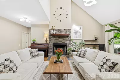 9 Pondberry Court, Asheville, NC 28806 - Photo 3