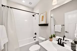 1728 Town Oak Ln, Charlotte, NC 28205 - Photo 33
