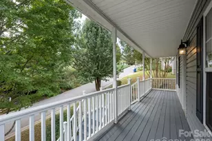 44 Ridgeland Ln, Asheville, NC 28805 - Photo 3