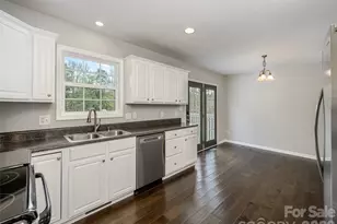 44 Ridgeland Ln, Asheville, NC 28805 - Photo 15