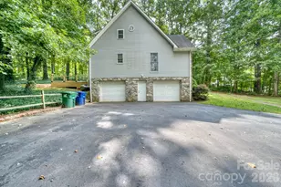 163 Canaan Dr, Candler, NC 28715 - Photo 5