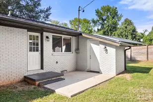 2427 Carrington Ct, Charlotte, NC 28208 - Photo 29