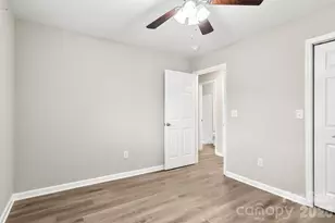 2427 Carrington Ct, Charlotte, NC 28208 - Photo 19