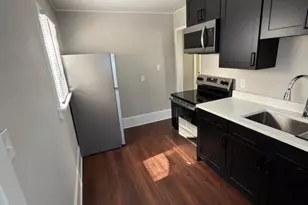 1900 Welch Pl, Charlotte, NC 28216 - Photo 7
