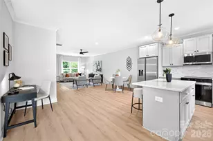 20724 Catawba Ave, Cornelius, NC 28031 - Photo 13