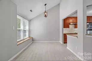 10243 Fairway Ridge Rd, Charlotte, NC 28277 - Photo 9