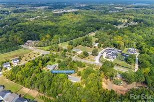 15715 Youngblood Rd, Charlotte, NC 28278 - Photo 45