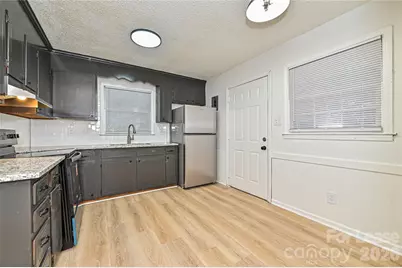 162 American Avenue NE, Concord, NC 28025 - Photo 5
