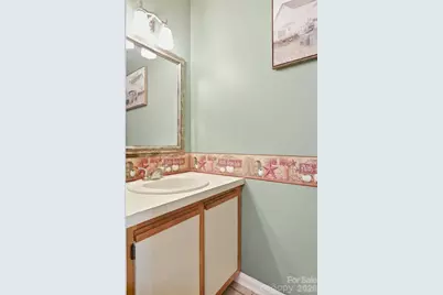 102 Brandywine Drive #C2, Conover, NC 28613 - Photo 15