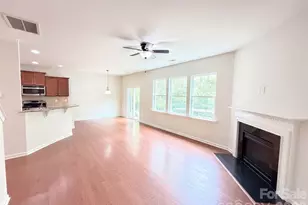 7230 Kinley Commons Ln, Charlotte, NC 28278 - Photo 3