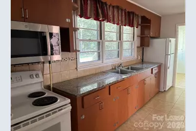 6038 Preston Lane, Charlotte, NC 28270 - Photo 3