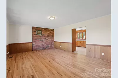 727 E Lyda Road, Hendersonville, NC 28792 - Photo 5